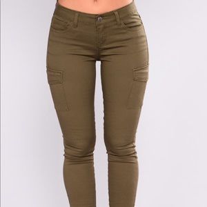 Never Open Fashionova Jeans !!